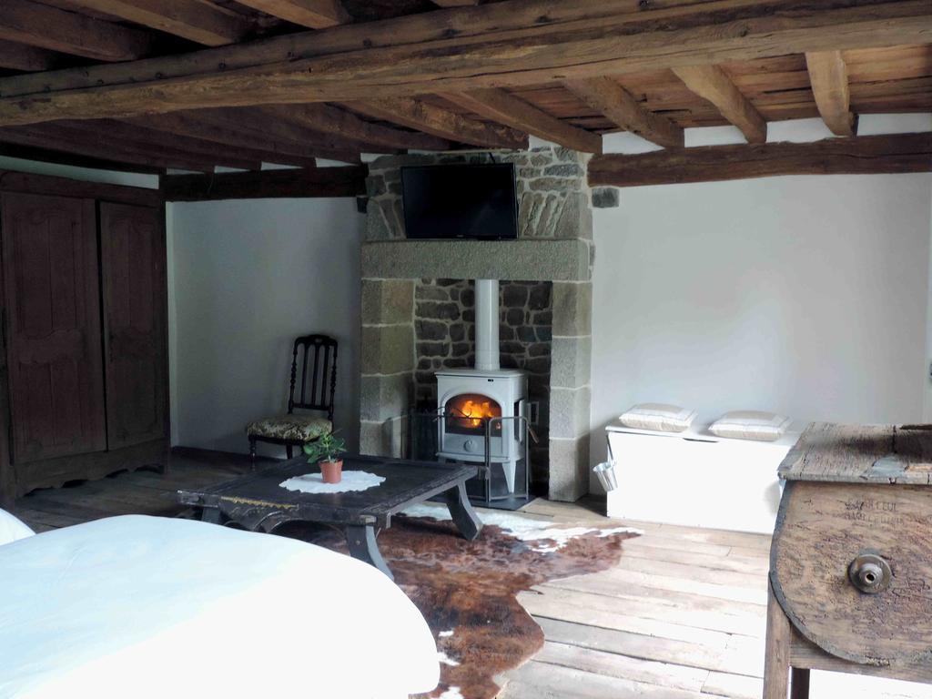 Domaine Lvd Avec Spa, Bois Et Riviere Privee La Bloutiere Luaran gambar