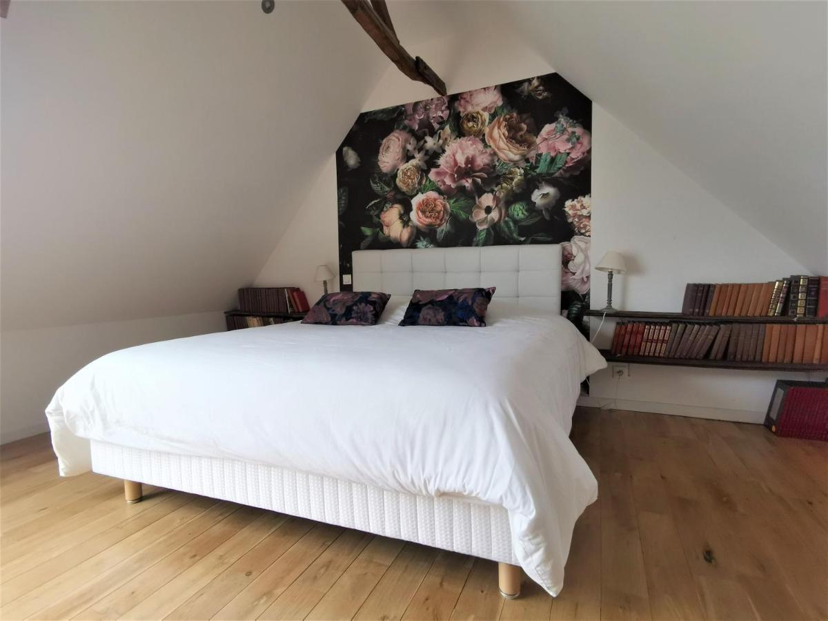 Domaine Lvd Avec Spa, Bois Et Riviere Privee La Bloutiere Luaran gambar